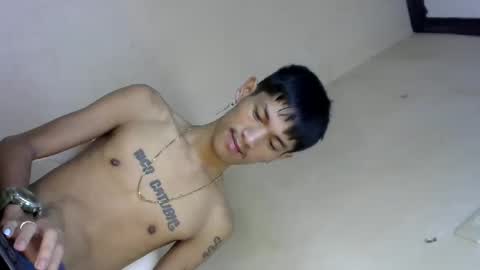 Snapshot of 0cir_asiansatisfy chatting on December 12, 7:04 pm RICK online show from December 12, 7:04 pm