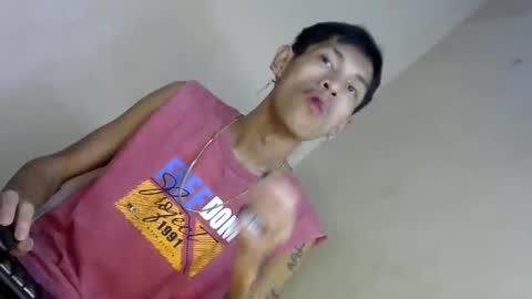Snapshot of 0cir_asiansatisfy chatting on December 19, 1:51 pm RICK online show from December 19, 1:51 pm