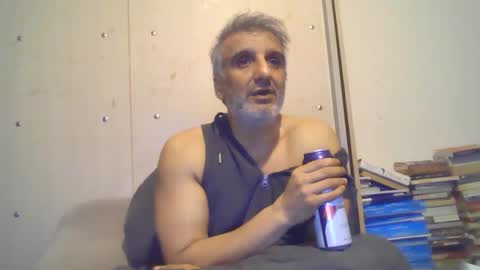 Snapshot of 0luvmonkey chatting on October 19, 12:26 am 0luvmonkey online show from October 19, 12:26 am