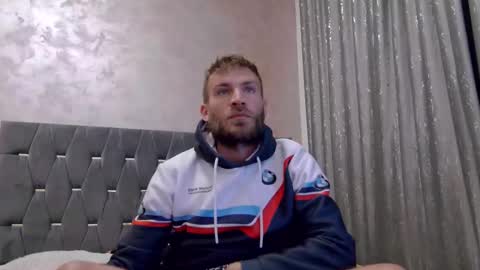 10in_deluxe online show from November 10, 8:30 am