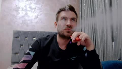 10in_deluxe online show from April 9, 4:57 pm