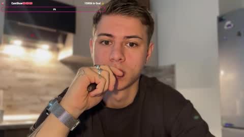 Lance online show from October 19, 8:28 am