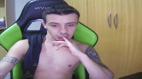 1good_vibes1 online show from March 24, 1:11 am