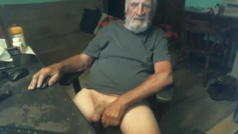 1handyanddee online show from February 16, 2:11 am