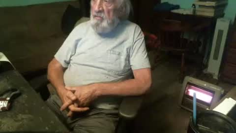 1handyanddee online show from March 7, 2:36 am