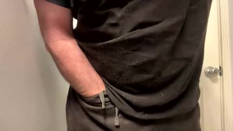 1hunglo412 online show from February 18, 11:41 am