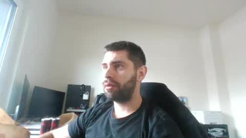 kam online show from February 10, 9:14 am