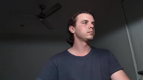 Snapshot of 1luckyman4you chatting on February 20, 12:36 pm 1luckyman4you online show from February 20, 12:36 pm