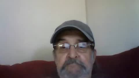 Snapshot of 1valentine chatting on October 20, 6:12 pm 1valentine online show from October 20, 6:12 pm