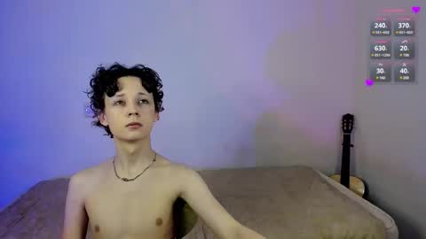 Snapshot of 1vampirella_gs chatting on February 9, 1:35 pm Milos online show from February 9, 1:35 pm
