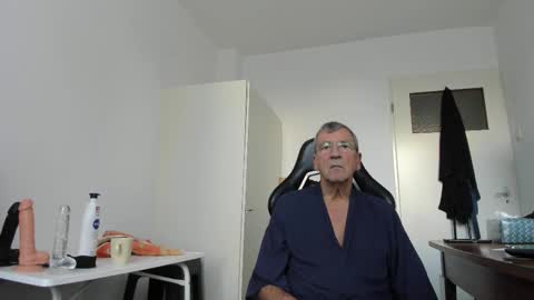 Henk online show from October 27, 1:35 pm