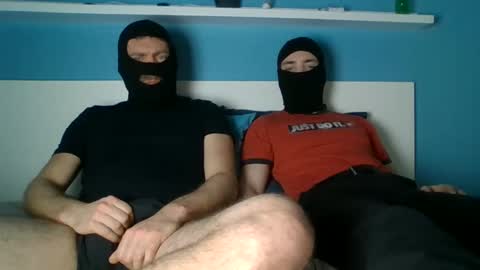 2frenchfriends online show from February 21, 10:59 pm