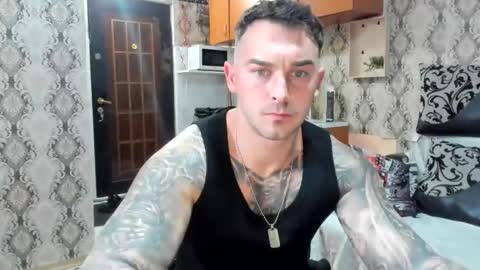 2sexymuscles online show from October 20, 8:02 pm