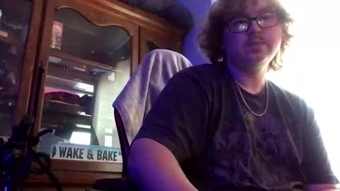 Daddythickdick420 online show from May 19, 10:27 pm