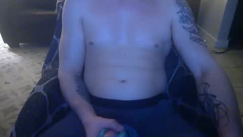 Snapshot of 42o_blah chatting on February 2, 2:59 am 42o_blah online show from February 2, 2:59 am