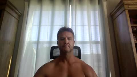 Snapshot of 45andfit chatting on September 8, 2:16 pm 45andfit online show from September 8, 2:16 pm