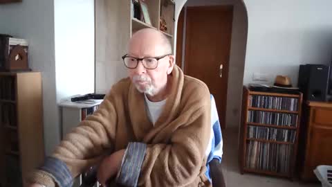  Papi  online show from January 18, 11:23 am