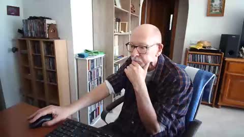  Papi  online show from March 30, 10:16 am