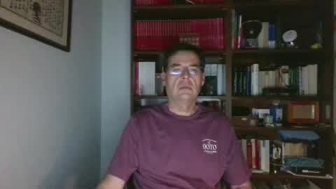 8age online show from June 28, 9:43 pm