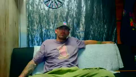 EvelDicknievel1 online show from October 15, 3:19 pm