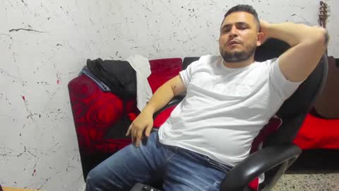     ----       online show from January 22, 4:34 am