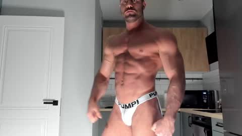 Snapshot of _adam19 chatting on February 10, 4:47 pm Adam online show from February 10, 4:47 pm