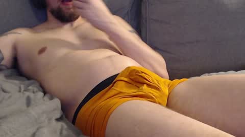 _bigd69 online show from December 20, 3:25 am
