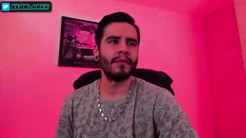 Snapshot of _elon_coxx_ chatting on March 10, 10:55 pm - online show from March 10, 10:55 pm
