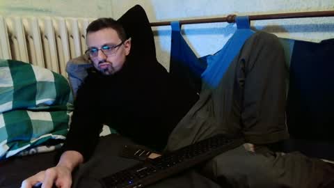 Manuel online show from January 16, 11:37 pm