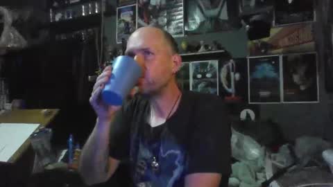 That guy online show from February 15, 5:46 am