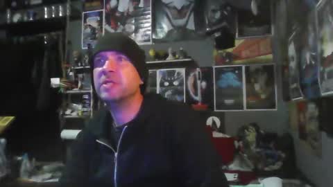 That guy online show from December 18, 4:08 am