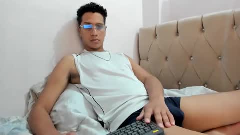 sair online show from February 14, 5:13 am