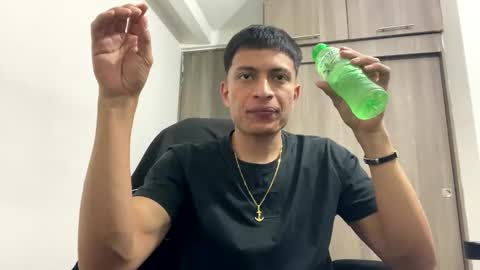 Juan Pablo-independent model online show from February 10, 1:24 am