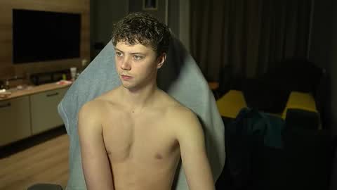 OLIVERERENMARCUSpvt is open online show from February 19, 5:20 pm