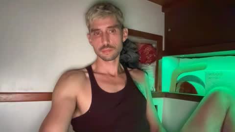 _sweet_drew_ online show from March 30, 3:18 am