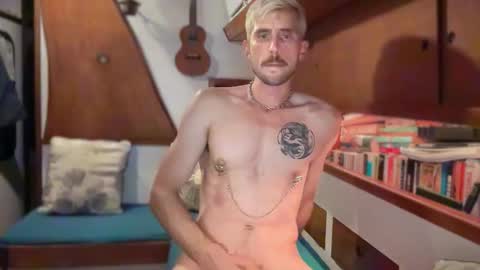 _sweet_drew_ online show from April 11, 3:24 am