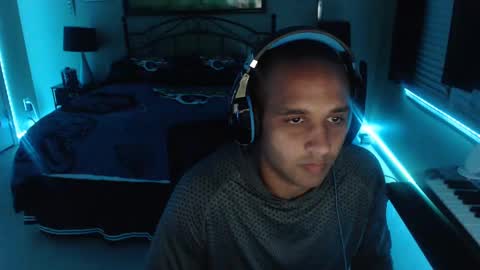 a4orce online show from March 12, 1:58 am