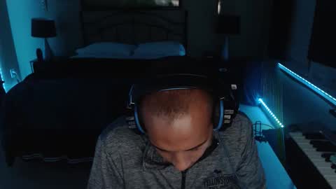 a4orce online show from November 27, 2:15 am