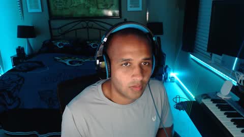 a4orce online show from March 6, 1:48 am