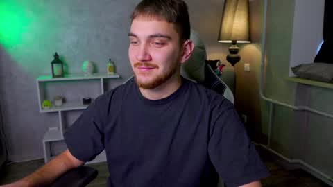 Alex online show from December 13, 6:42 am