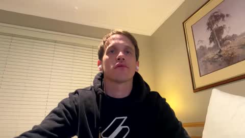 Kris online show from March 28, 8:36 am