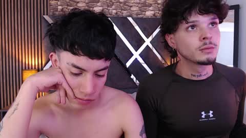 Snapshot of aaron_blink1 chatting on September 11, 5:01 pm Aaron online show from September 11, 5:01 pm