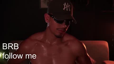 AARON  online show from March 4, 10:22 am