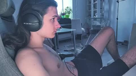 hi  cum in pvt noi extra tip online show from April 9, 12:22 pm