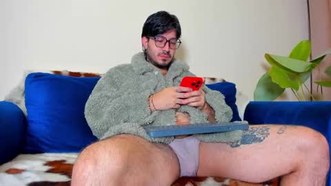 R. online show from February 7, 11:12 am