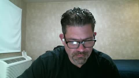 adam91720 online show from December 23, 12:52 pm