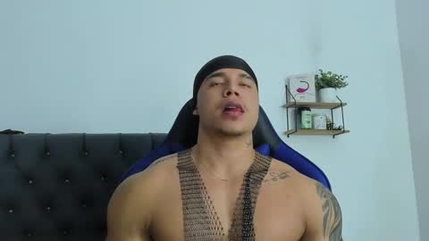 adam boss online show from February 19, 8:16 pm