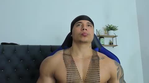 adam boss online show from February 4, 8:48 pm