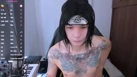  Adam online show from November 10, 4:01 pm