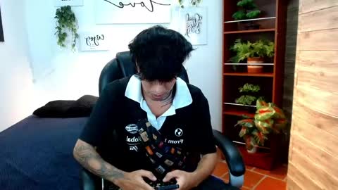 Adam online show from June 2, 9:27 pm